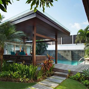 Two-Bedroom Royal Courtyard Villa Courtyard Villa Independent Building across the street